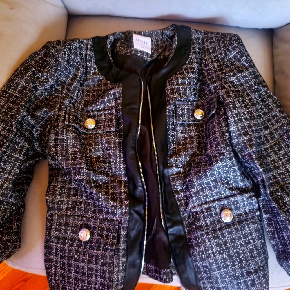 Amazing, versatile jacket.